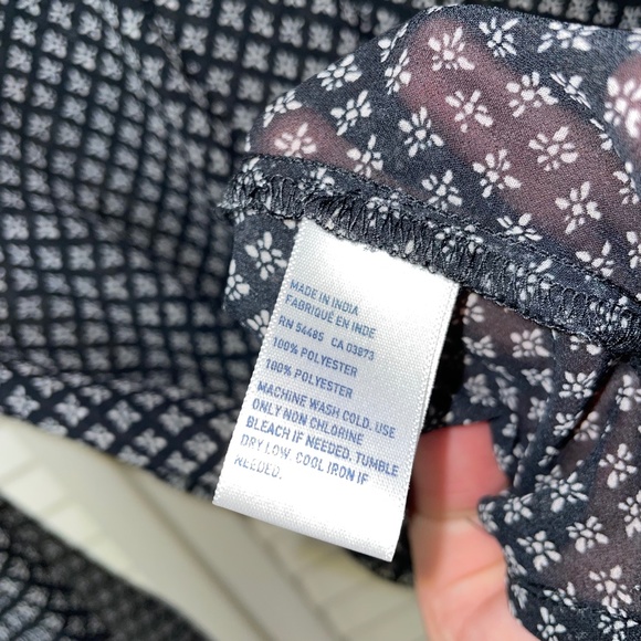 American Eagle Black and White Blouse Small NWOT - Picture 6 of 6